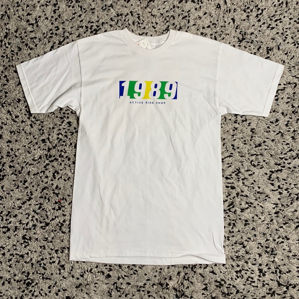 Active Ride Shop ARS White Short Sleeve 1989 Graphic Tee Shirt Size Small